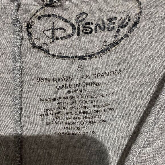 Disney Women's Heather Gray Short Raglan Sleeve Mickey Mouse T-Shirt Size Small - Picture 8 of 8